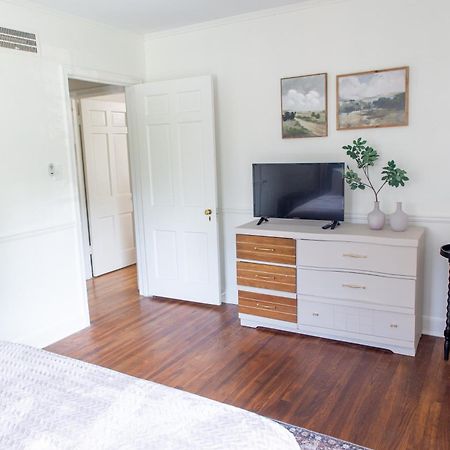 J Birds' Cottage Midtown Мемфис Экстерьер фото