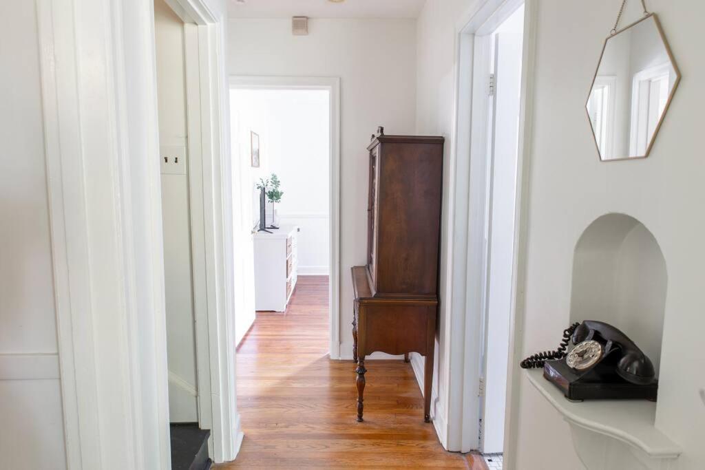 J Birds' Cottage Midtown Мемфис Экстерьер фото